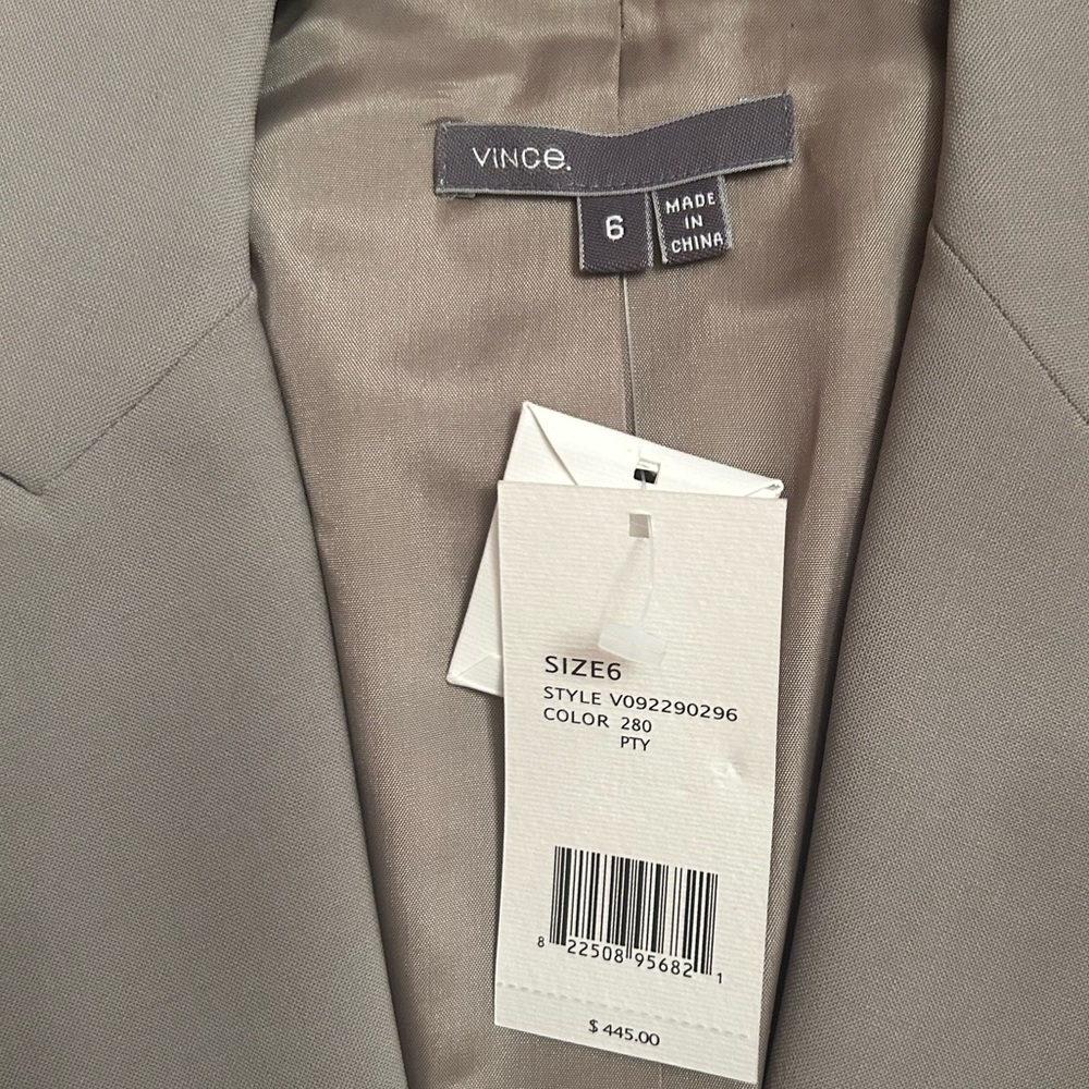 NWT- Vince Taupe 2 Button Classic Blazer - Picture 4 of 8
